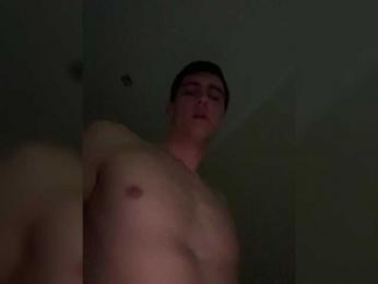 ArtYlaa webcam model stream image