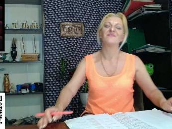 Nadin-slut webcam bongacams model stream image