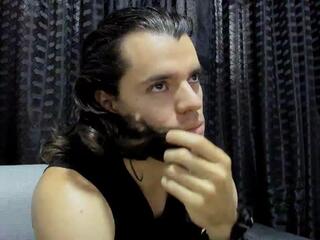 Keanu Crow webcam model stream image