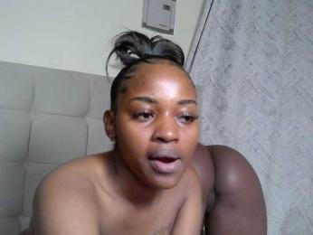 Marylynn18 webcam model stream image