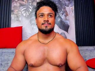 Mike Esteves webcam model stream image