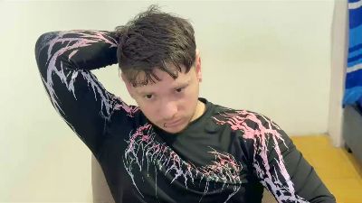 Eskolhandsome webcam model stream image