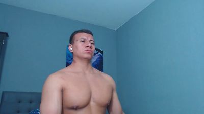 Lothbrok_strong webcam model stream image