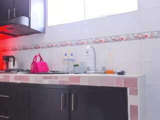 emma-evaa webcam model stream image