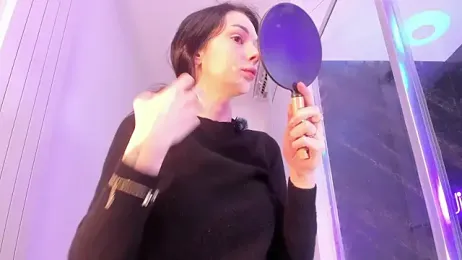 realhotfallingdevil webcam stripchat model stream image