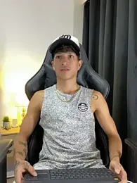 _CamiloBass webcam model stream image