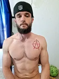 Paidbat webcam model stream image