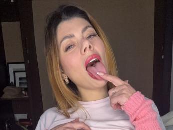 MacaLuna webcam livejasmin model stream image