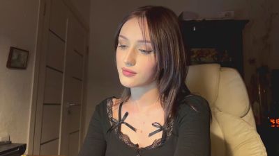 AdeliaDerousse webcam model stream image