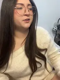 valentinauwu webcam model stream image