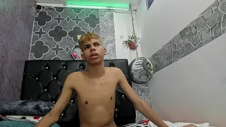 sexyboys_cutex18 webcam model stream image