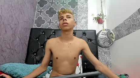 sexyboys_cutex18 webcam model stream image