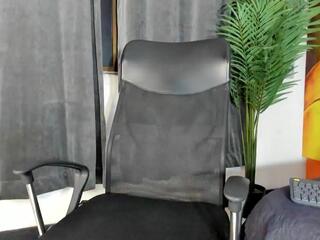 Tobias Vega webcam model stream image