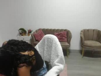holly_wood18 webcam chaturbate model stream image