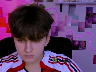 travis-wolf webcam camsoda model stream image