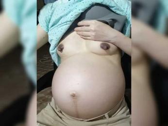 Lovelyhoney webcam model stream image