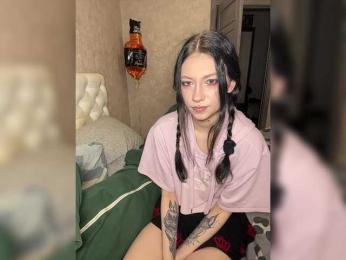 LuckyStar webcam bongacams model stream image