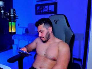 Bruno Oconer webcam model stream image