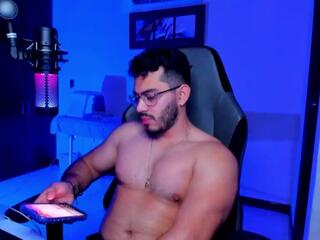 Bruno Oconer webcam model stream image