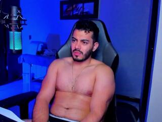 Bruno Oconer webcam model stream image