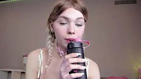 Blondy_Fina webcam stripchat model stream image