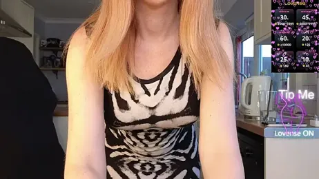 stripmequick webcam model stream image