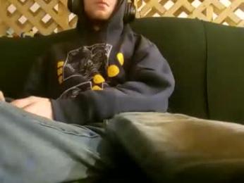 biggestboiiii webcam model stream image