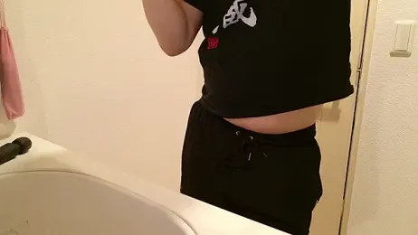 undo-busoku69 webcam stripchat model stream image