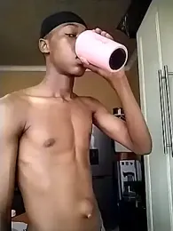Theestallion222 webcam model stream image