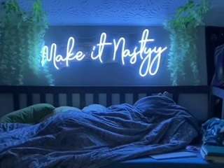 nastyylondon webcam model stream image