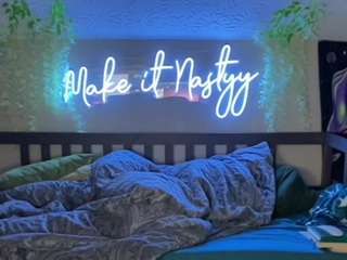 nastyylondon webcam model stream image