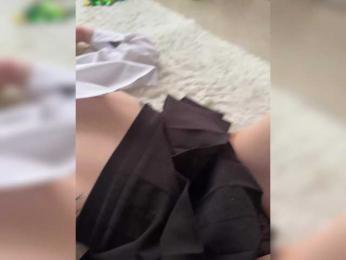 ArlinSt webcam model stream image