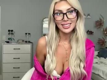 perfecttalldoll webcam model stream image