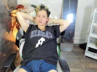 redhood-1 webcam model stream image