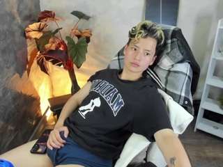 redhood-1 webcam camsoda model stream image