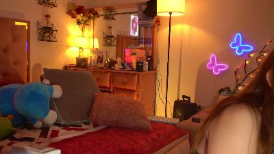 Littlejenn777 webcam cam4 model stream image