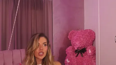 ClaraHazel webcam model stream image