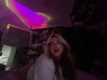 luckygigi webcam model stream image