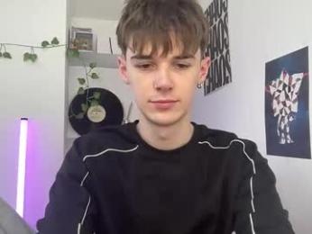 yoursweetyguy webcam model stream image