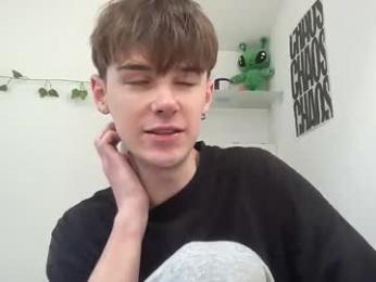yoursweetyguy webcam model stream image