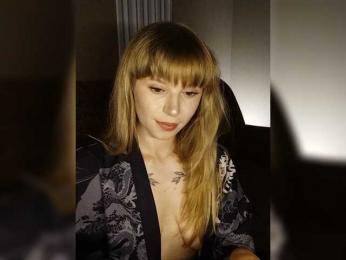 1biscuit1 webcam model stream image