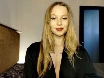 1biscuit1 webcam bongacams model stream image