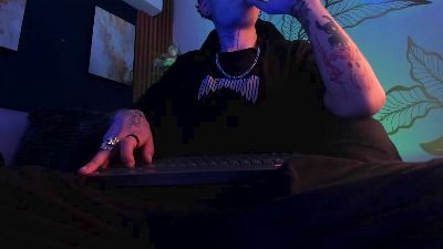 Dark_void webcam model stream image