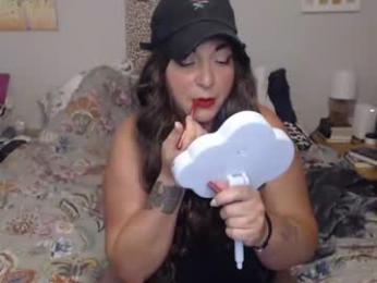 milfmonee webcam model stream image