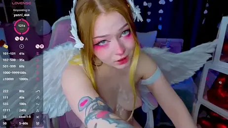 ElswythCovil webcam model stream image