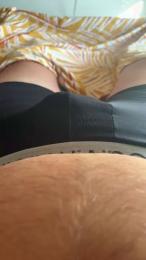 kiks___hot webcam model stream image