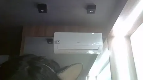 SkinnyKitten webcam model stream image