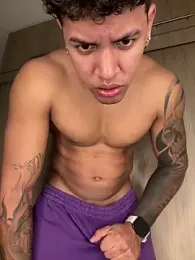 amenadiel_fire webcam model stream image