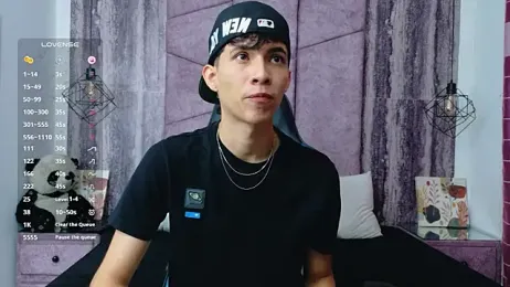 AronTawers webcam model stream image