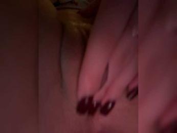 kissi1111 webcam bongacams model stream image